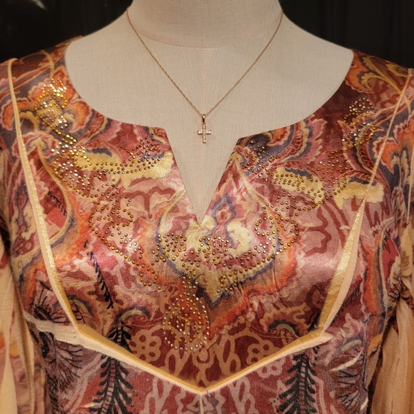 ONEWORLD ♡ Gorgeous Orange|Redish|Black|Tan Graphic Embellished Babydoll Top PL - Picture 4 of 17